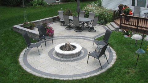 Rochester Grand Fire Pit Kit with Silver Creek Limestone Cap
