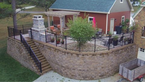 Keystone Stone Gate Retaining Wall